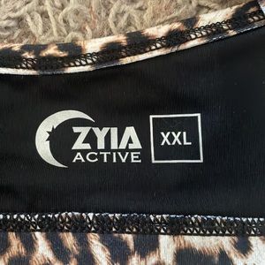 Zyia Active sport bra, mesh back, adjustable straps, completely lined. Size XXL.